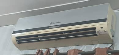 1.5 ton AC