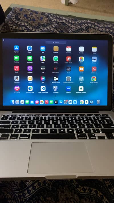 Macbook
