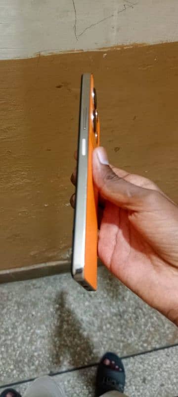 INFINIX NOTE 30 URGENT SELL FRESH MOBILE NO OPEN NO REPAIR WITH BOX 4