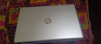HP i-3-8130OU