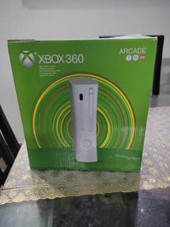 XBOX 360 IN 10 BY 10 CONDITION