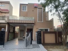 8 Marla Brand New House