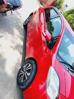 Toyota Vitz 2009. . عید منائیں نیو کار کے ساتھ ۔۔۔