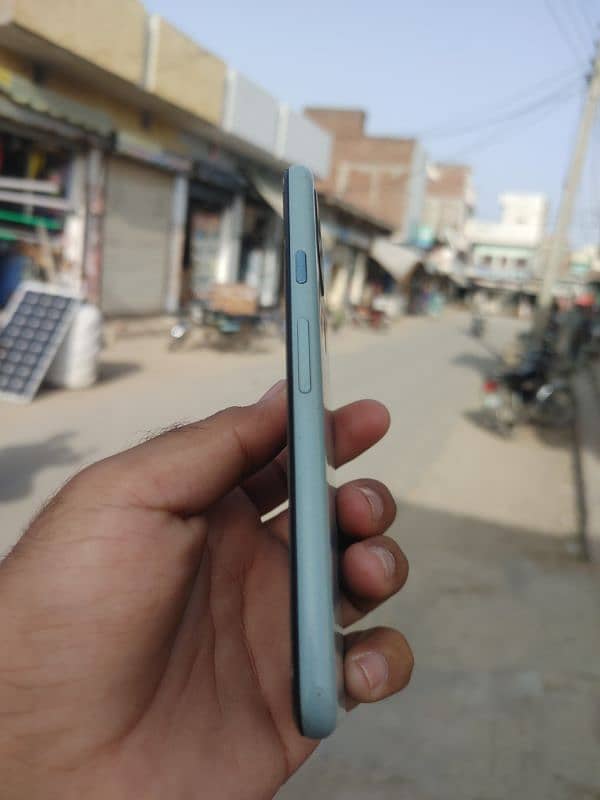 10/10 all ok koi fault ni bus upgrade kr reha hon 6