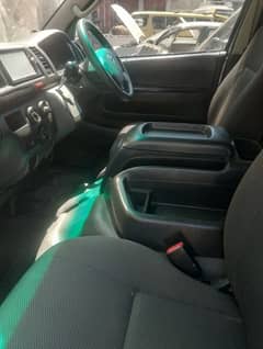 Toyota hiace bacsa 214