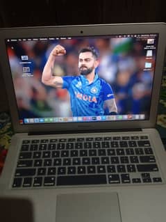 MacBook air 2017 model 256 gb