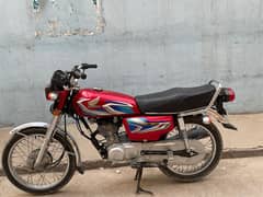 125 bike 22 model 6100km drive