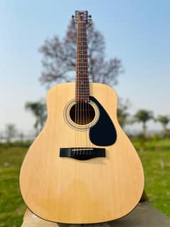 Yamaha F310 Acoustic guitar ( Original Guitar)