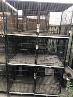 Spot welding cage with dividers