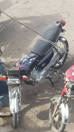 honda 125 available for sale contact me geniun orignal
