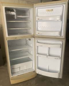 Pel refrigerator for sale urgent sale
