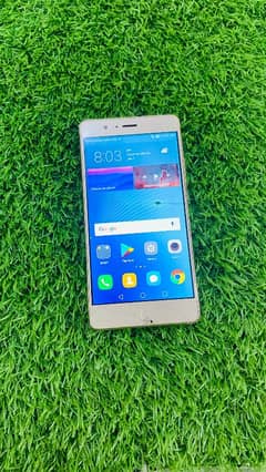 Huawei p9 lite 3/16 PTA approved tuch crack but working 100% okay