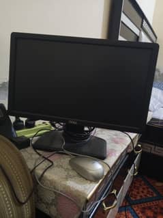PC for sale with 19inch LCD with keyboard mouse wires