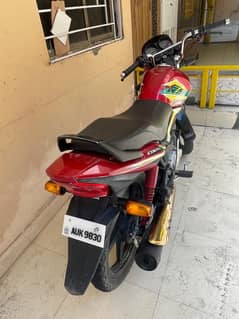 honda cb 125f