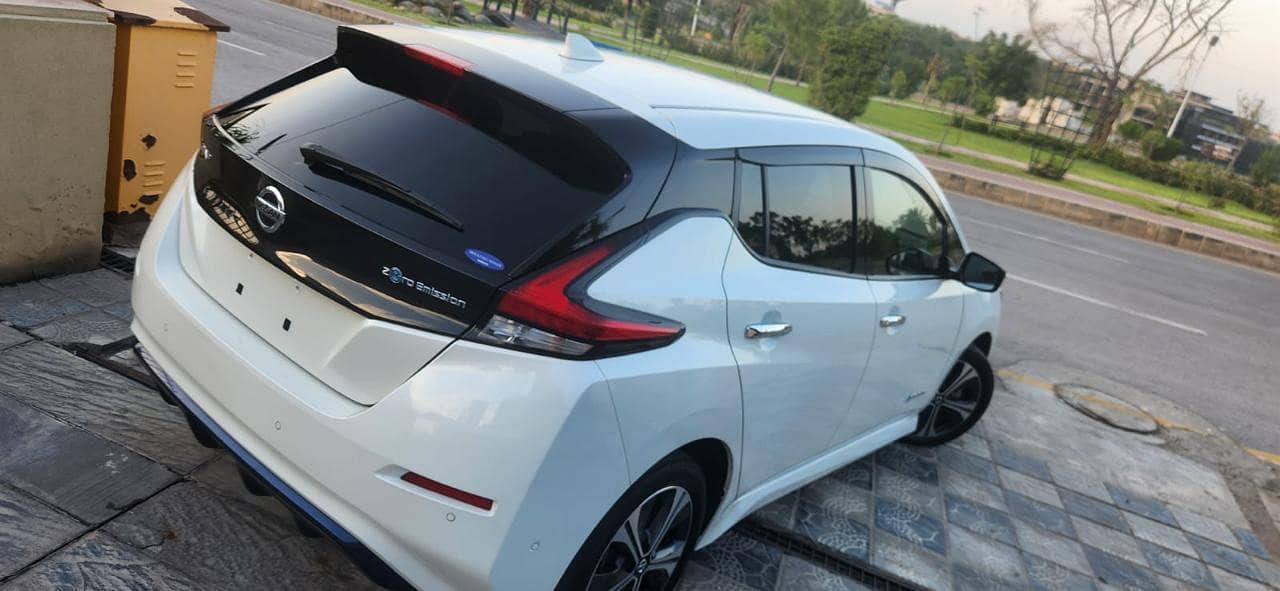 NISSAN LEAF EV 80 amps,Max KWH battery leaf,Leaf80 amp Max Kwh battery 7