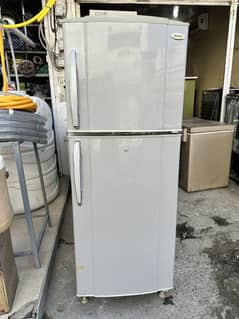 Waves refrigerator