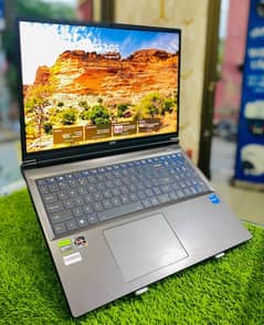 Acer Shadow SH16-41 AMD RYZEN 7  16GB DDR5- 512GB SSD gaming laptop