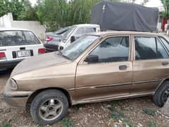 car golden