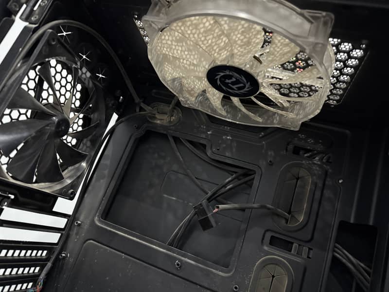 Computer casing 3