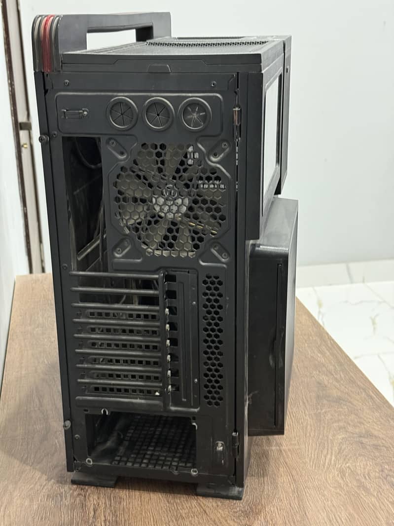 Computer casing 4