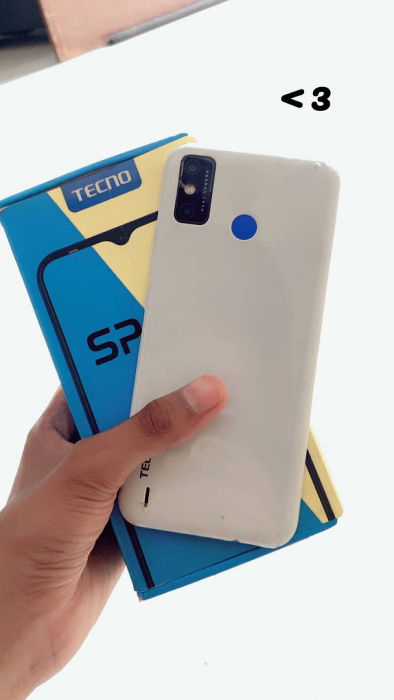 Techno spark 6go 3/64 0