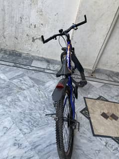 Brand new cycle just 1 month used 10/10 condition kits