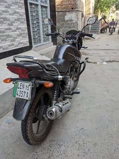 ybr 125 for sale engine in good condition and other parts all original