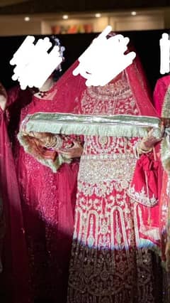 red bridal lehnga