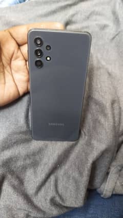 Samsung. A32.5G. ram. 4. space 64. non PTA