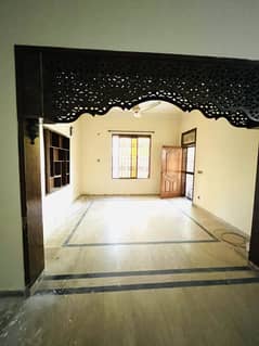 10 Marla Lower portion For Rent in sabzazar scheme Near to Main Fori Rabta keray