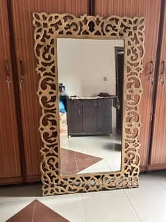 WALL HANGING MIRROR