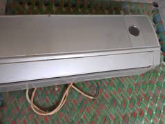 AC for Sale – Excellent 10/9 Condition – Urgent Sale!