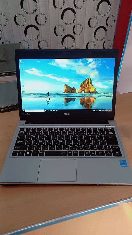 NEC Core i5 4th Generation. LCD damaged Baki All ok 2