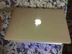 MacBook