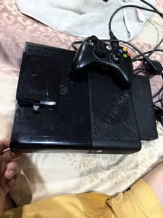 Xbox 360 ultra slim good condition