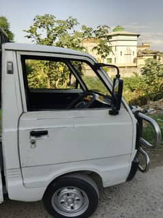 Suzuki ravi 2011