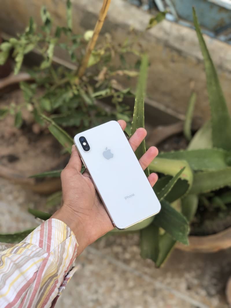 iPhone X non pta 10/10 condition 0