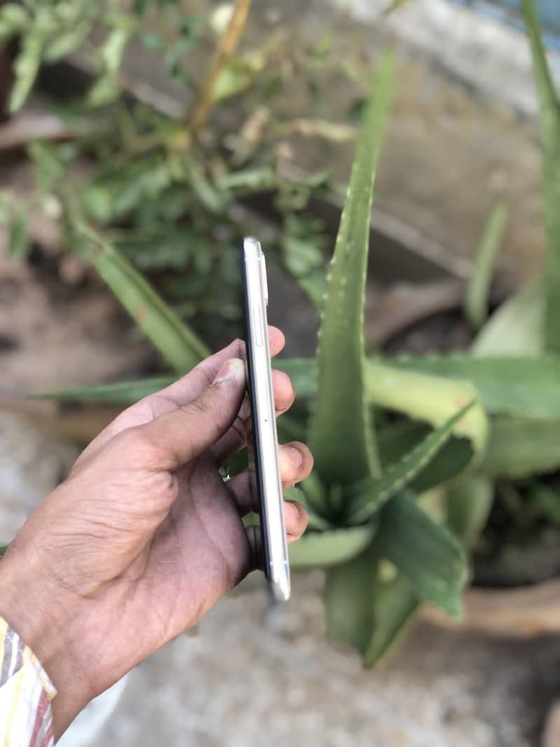 iPhone X non pta 10/10 condition 1