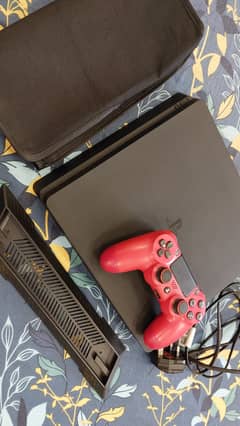 PS4 Slim (500GB) (Used)