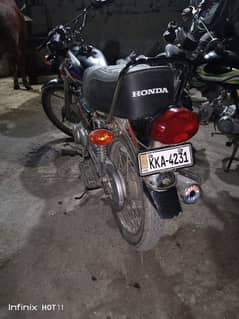 United 125
