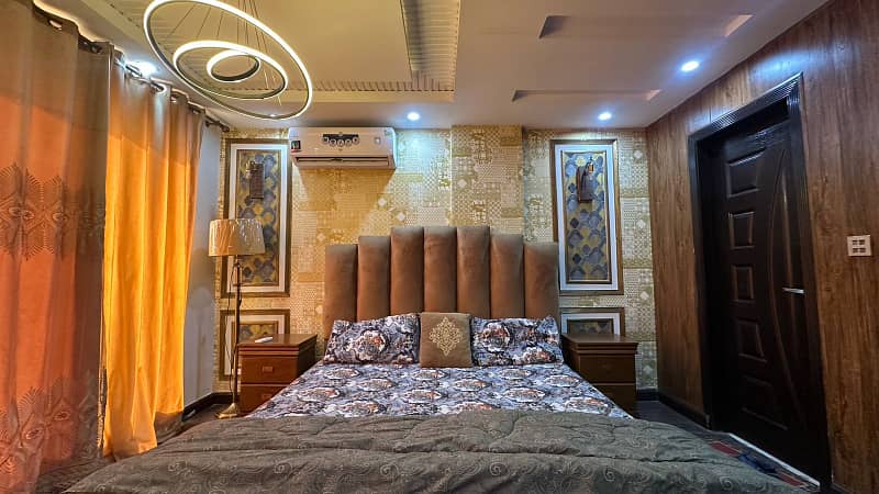 Per day Facing Eiffel tower view Luxury apartment 0
