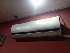10by10 condation orient 1.5 inverter AC