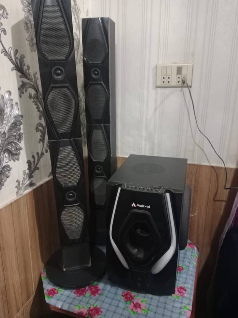 Audionic sound with baser 1