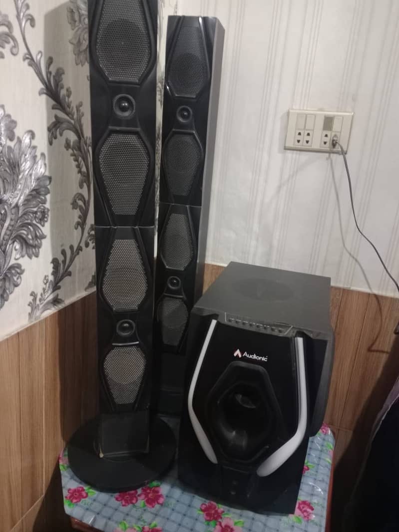 Audionic sound with baser 3