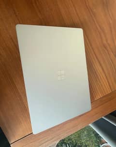 Micrlsoft surface Laptop 2 || i5 8th Generation || 4k supported