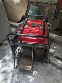 Dynamic Q4800E Generator - 3.0kW Output - Petrol and Gas