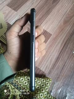 I phone 8 plus 24000
