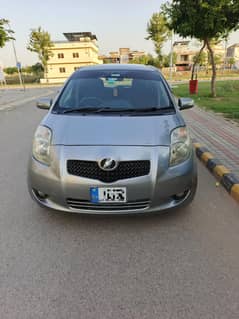 Toyota vitz  janven 1300cc  2006 islamabbad