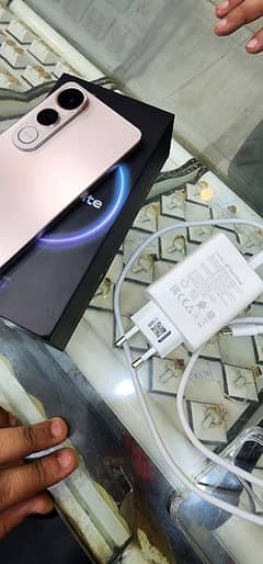 vivo v 50 lite 4g