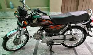 Selling in lahore urgent